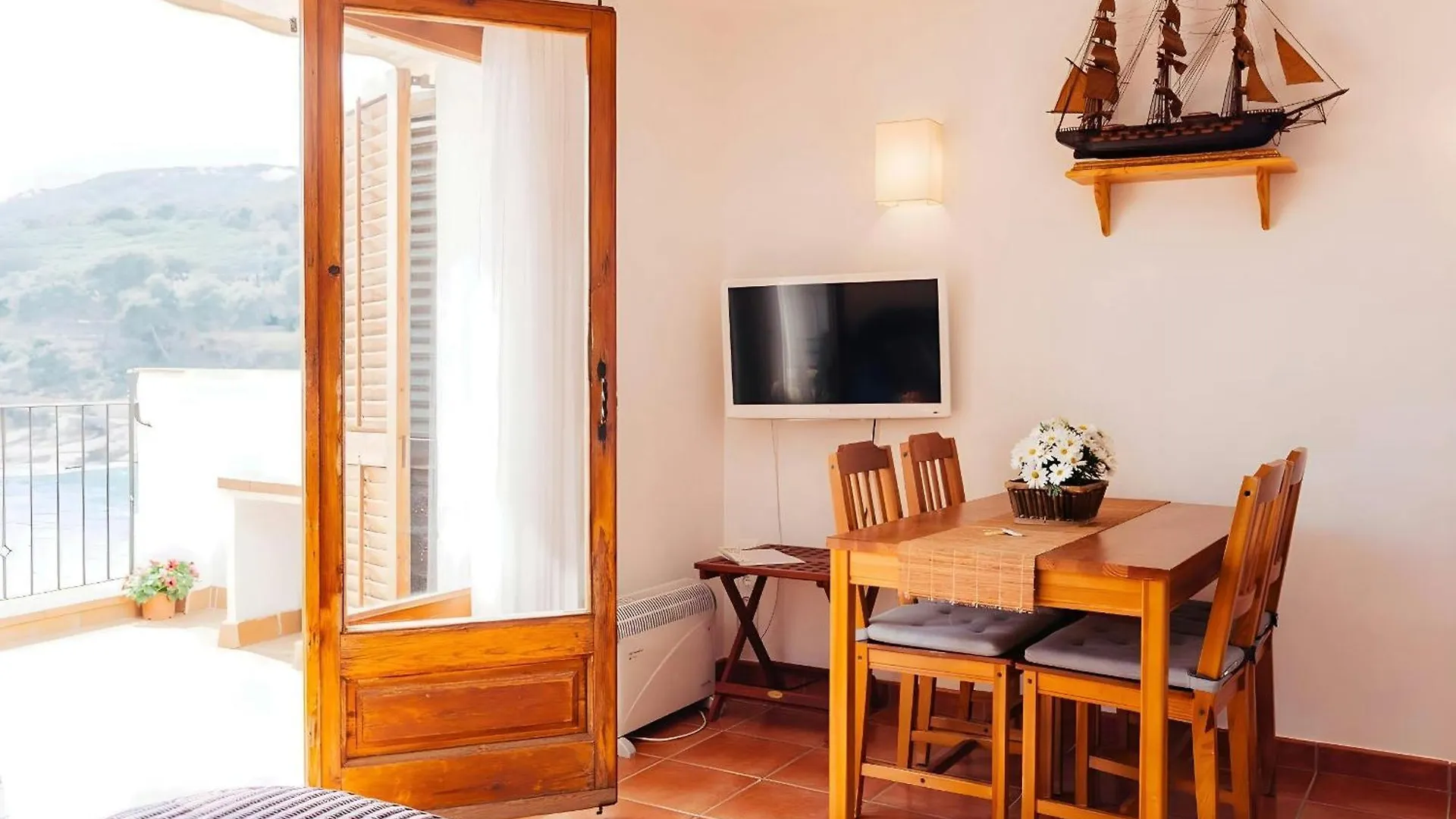 Appartamento Tamariu Beach 2 - Terrace Penthouse On The Beach