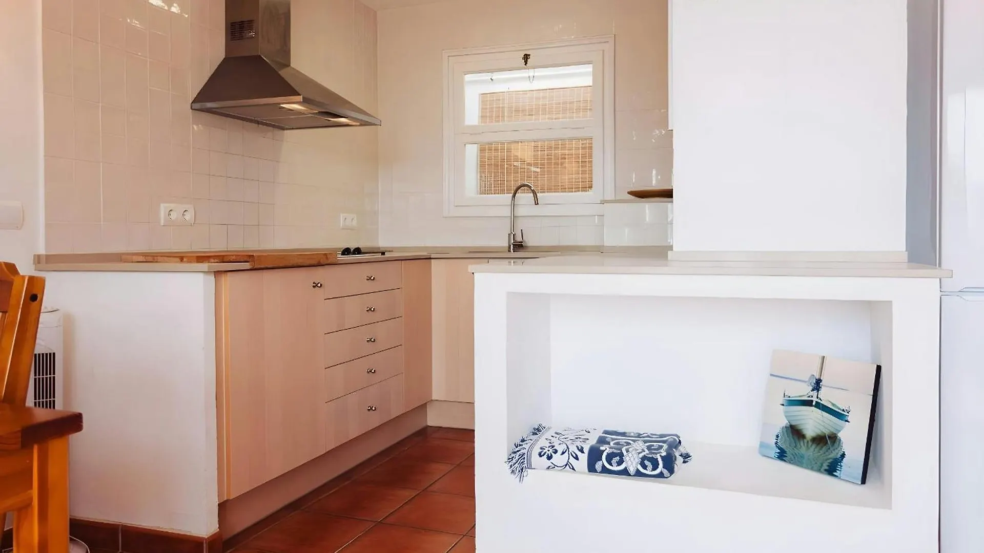 Tamariu Beach 2 - Terrace Penthouse On The Beach Apartment Spain