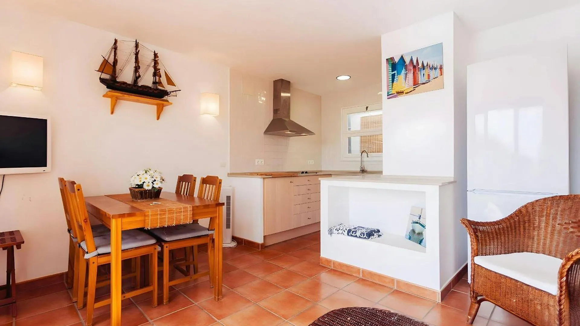 Tamariu Beach 2 - Terrace Penthouse On The Beach Apartment Spain