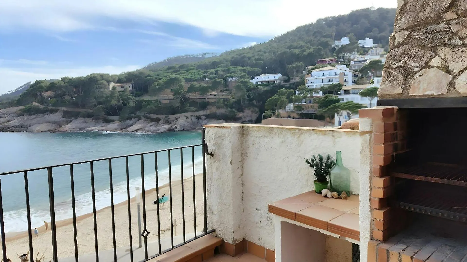 Tamariu Beach 2 - Terrace Penthouse On The Beach Apartment