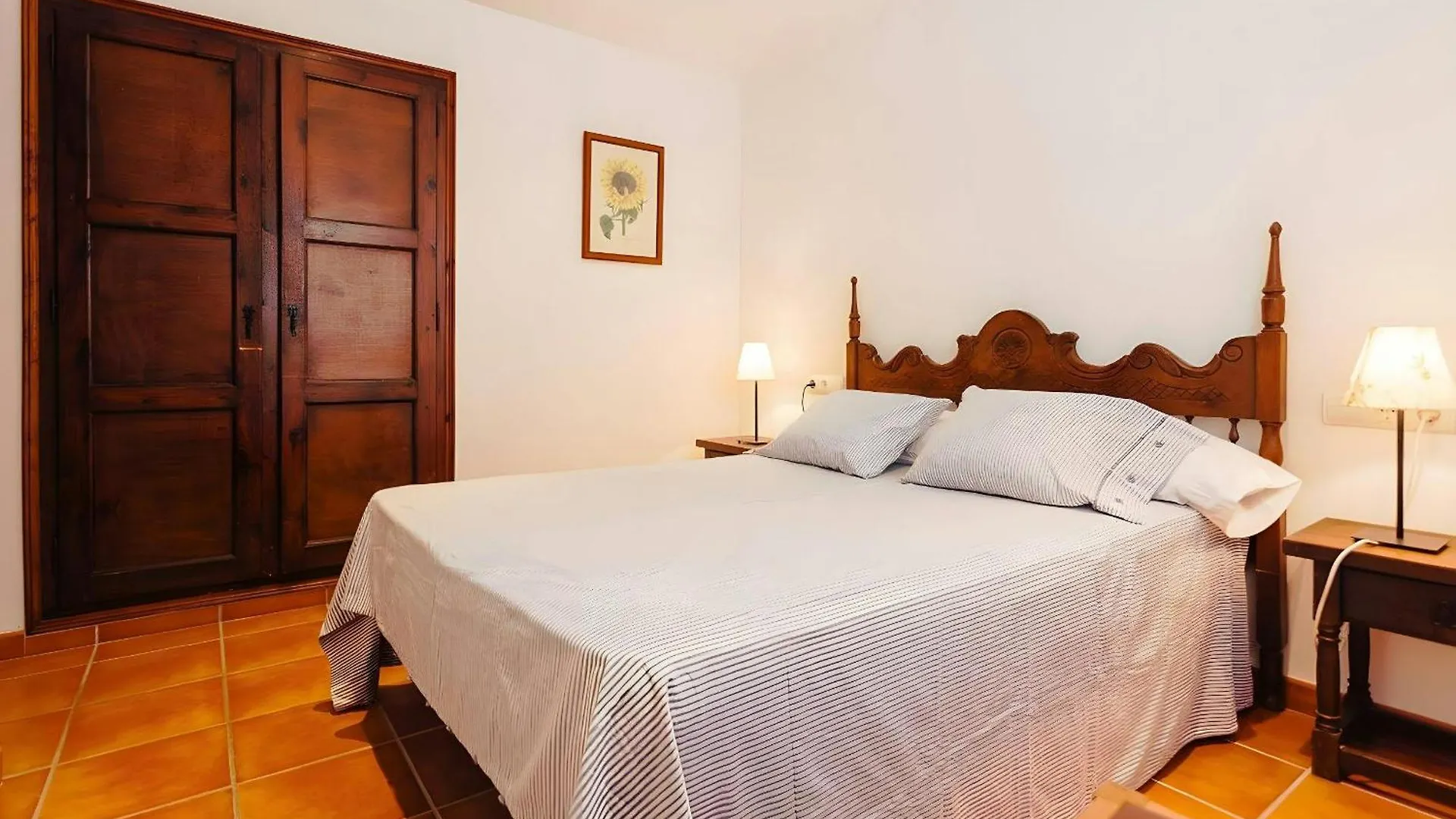 Tamariu Beach 2 - Terrace Penthouse On The Beach Apartment Spain