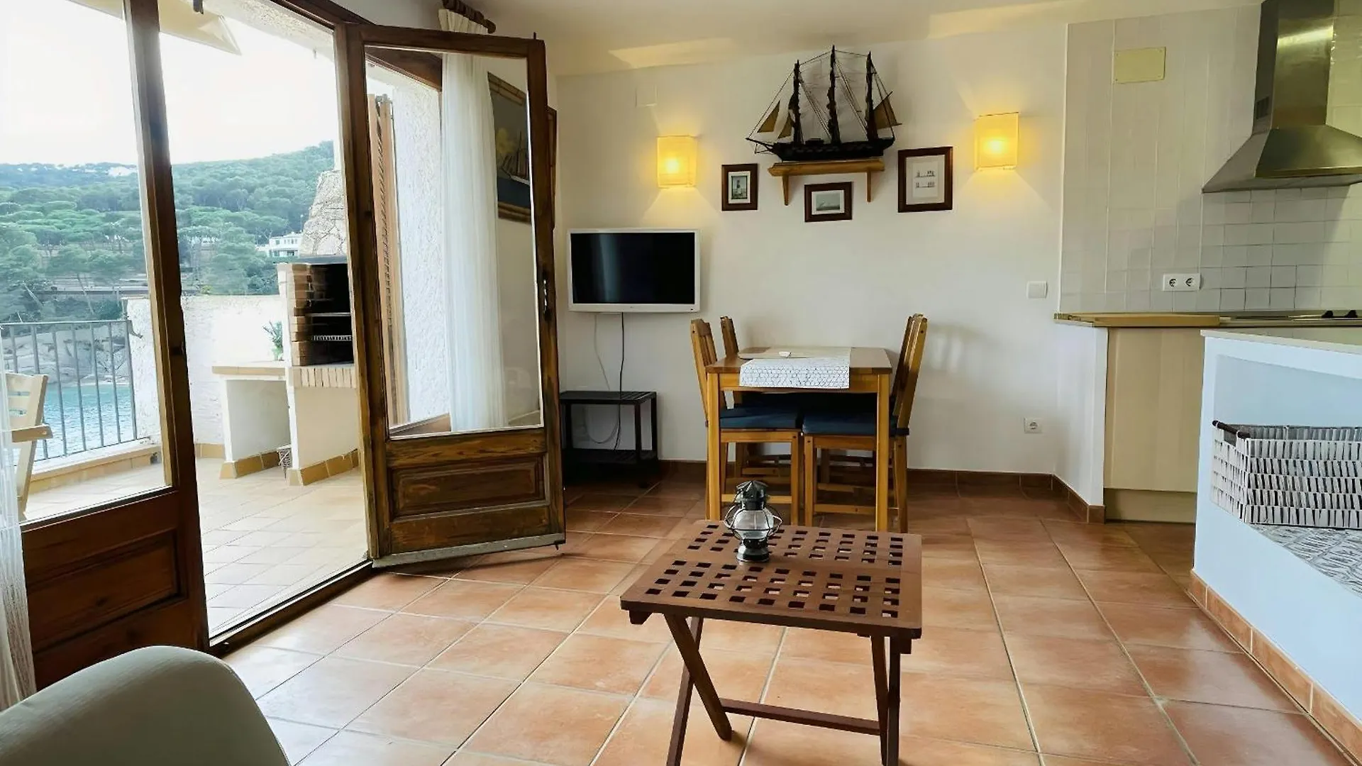 Tamariu Beach 2 - Terrace Penthouse On The Beach Apartment 0*,